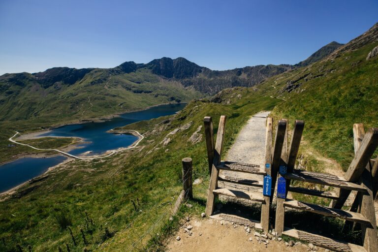 Snowdon Walkway (1)